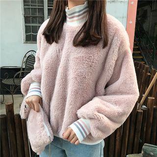 Set: Mock-neck Faux Fur Pullover + Faux Fur Crossbody Bag