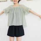 Set: Short-sleeve Chiffon Top + Camisole Top Green - One Size