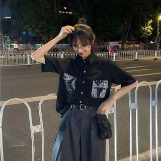 Patterned Pocketed Short-sleeve Shirt Black - One Size