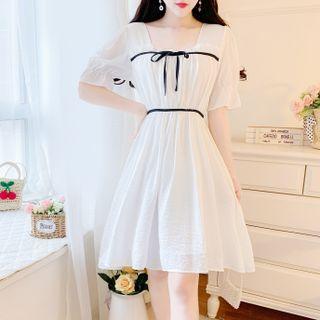 Short-sleeve Square Neck Bow-accent A-line Dress