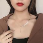 Leaf Faux Pearl Pendant Asymmetrical Necklace 1 Pc - Necklace - Gold - One Size