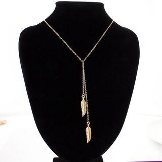 Leaf Accent Necklace