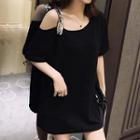 Sequined Cold-shoulder Elbow-sleeve T-shirt