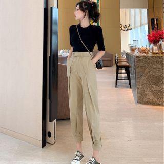 Set: Elbow-sleeve Top + Cropped Jogger Pants