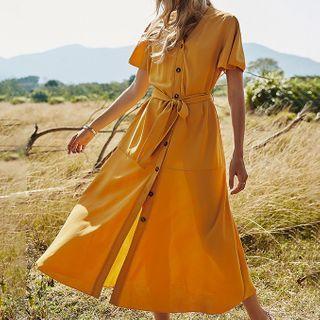 Short Sleeve Tie-waist Buttoned Dress