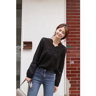 Collarless Eyelet-lace Blouse