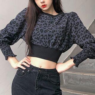 Leopard Print Cropped Sweatshirt