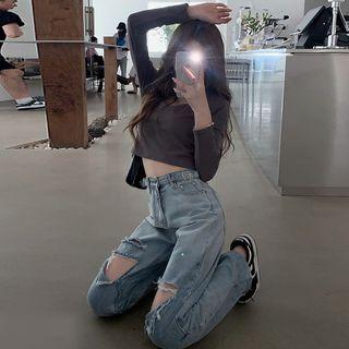 Straight Leg Jeans / Plaid Top