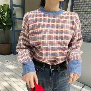 Long Sleeve Plaid Pattern Knit Top