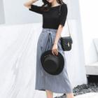 Set: Plain Elbow-sleeve T-shirt + Striped Tie-waist Midi Skirt