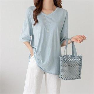 V-neck Embow-sleeve T-shirt