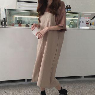 Short-sleeve T-shirt / Plain Midi Pinafore Dress