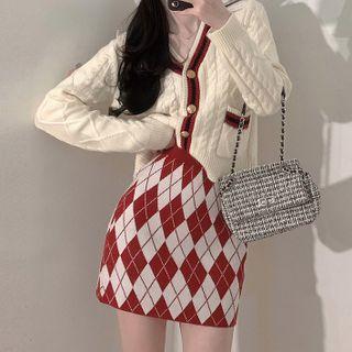 Contrast Trim Cable Knit Cardigan / Argyle Mini Pencil Skirt