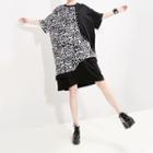 Short-sleeve Leopard Print Shift Dress Black - One Size