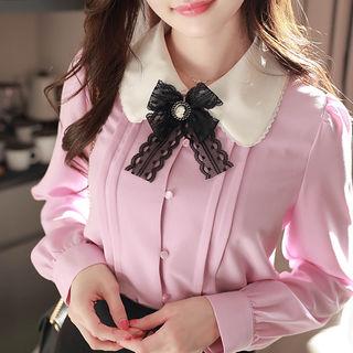Contrast-collar Pintuck Blouse With Lace Brooch