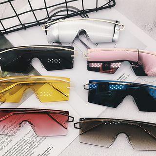 One-piece Sunglasses With Pouch / Case