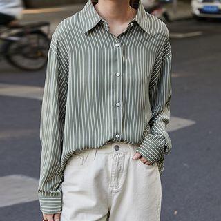 Striped Shirt / Straight Fit Jeans / Set