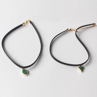 Circle / Triangle Pendant Faux Leather Choker Oval - Green - One Size