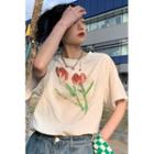 Short-sleeve Lettering Floral Print T-shirt White - One Size