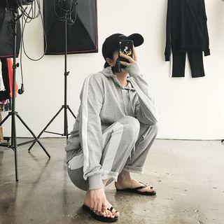 Set: Contrast-trim Hooded Top + Sweat Pants