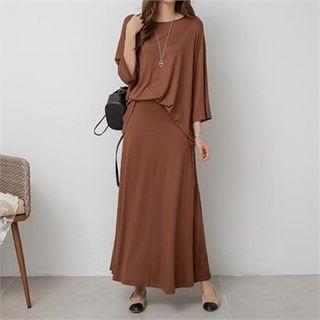 Set: Drop-shoulder T-shirt + Band-waist Skirt