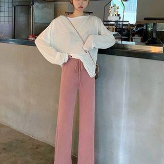 Long-sleeve T-shirt / Drawstring Waist Wide-leg Pants