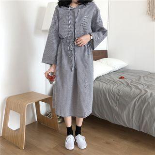 3/4-sleeve Plaid Hooded Midi Dress