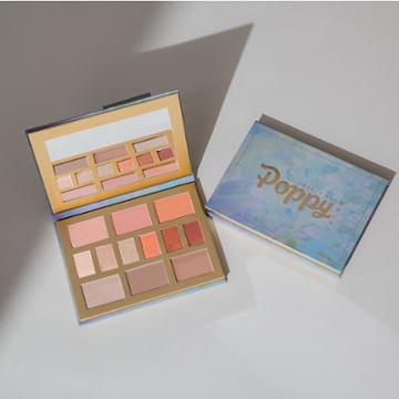 Poppy21 - Makeup Eyeshadow Palette 1 Pc