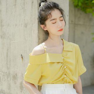 Asymmetric Cold-shoulder Shirred Blouse