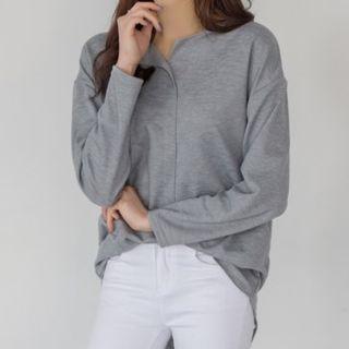 Slit-front Dip-back T-shirt