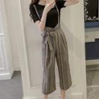 Set: Short-sleeve T-shirt + Striped Cropped Suspender Pants