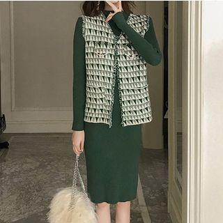 Set: Plain Knit Dress + Print Knit Vest