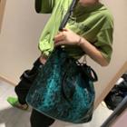 Snake Print Tote Bag With Makeup Pouch Snake Print - Green - One Size