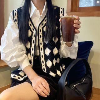 Lantern-sleeve Plain Shirt / Argyle Vest
