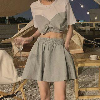 Short-sleeve Color Block Cropped Top / High-waist Plain Skort