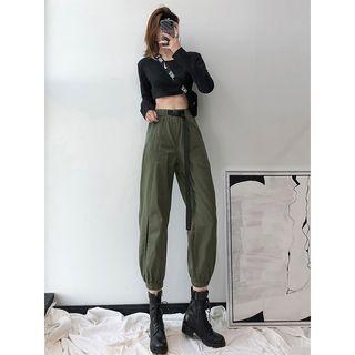 Cutout-side Crop Jogger Pants