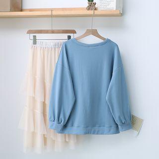 Crew-neck Pullover / Midi Tiered Skirt