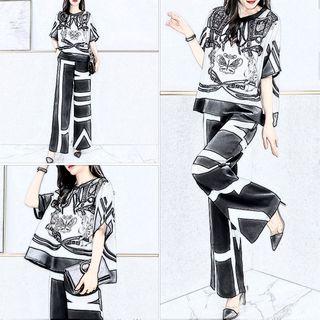 Set: Printed Elbow-sleeve T-shirt + Contrast Trim Wide-leg Pants