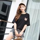 Elbow-sleeve Cat Embroidered T-shirt