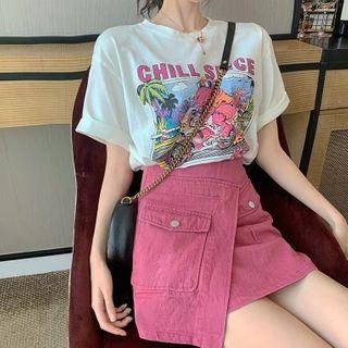Printed Short-sleeve T-shirt / Wrap A-line Skirt