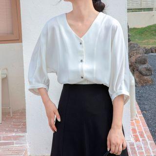 3/4-sleeve Button-up Chiffon Blouse