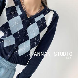 Argyle Button-up Crop Knit Top