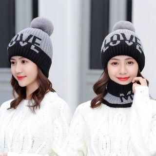 Pompom Beanie / Neck Warmer Set