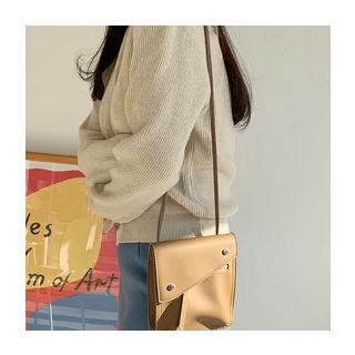 Diagonal-flap Cross Bag