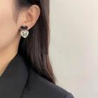 Bow Heart Checker Dangle Earring