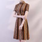 Short-sleeve Patterned Qipao Dress