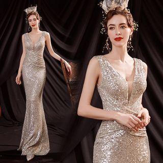 Sleeveless V-neck Ruffle Hem Sheath Evening Gown