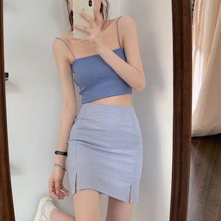 Spaghetti-strap Plain Cropped Top