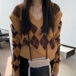 V-neck Argyle Cutout Sweater Brown - One Size