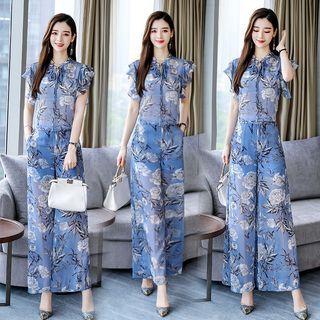Set: Cap-sleeve Floral Blouse + Wide Leg Pants